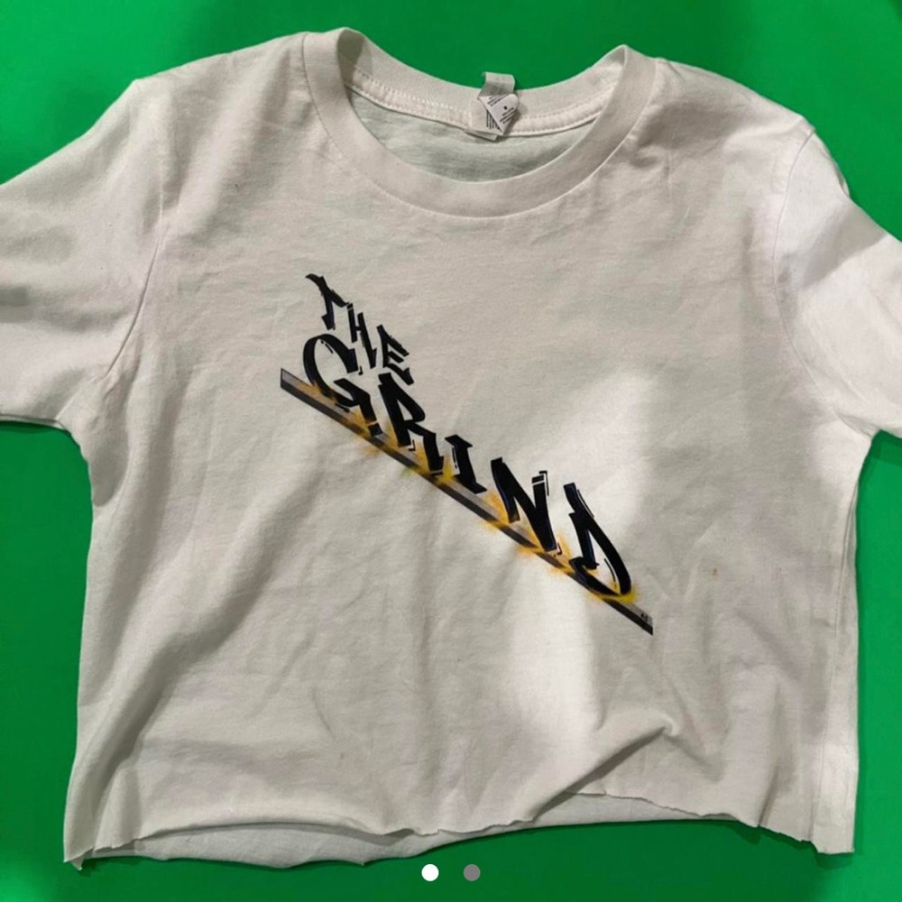 The Grind Cropped T-Shirt
#whitetshirt #croptop #thegrind #skater #aesthetic